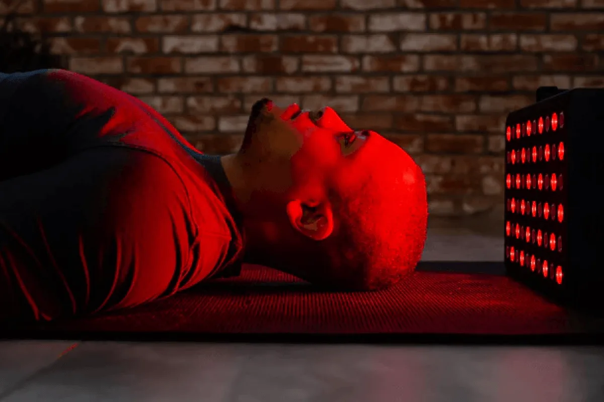 Light Timing for Better Sleep: Morning Sun, Evening Dark, and Where Red Light Fits